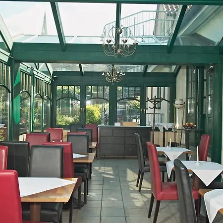 Отель Romantik Kaufmannshof Берген-ауф-Рюген