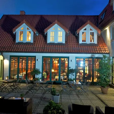 Romantik Kaufmannshof Берген-ауф-Рюген