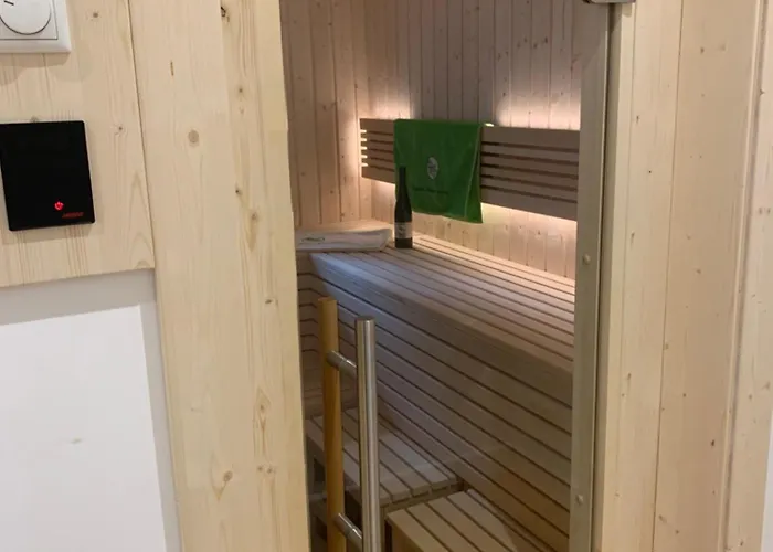 Romantik Kaufmannshof Otel 4*